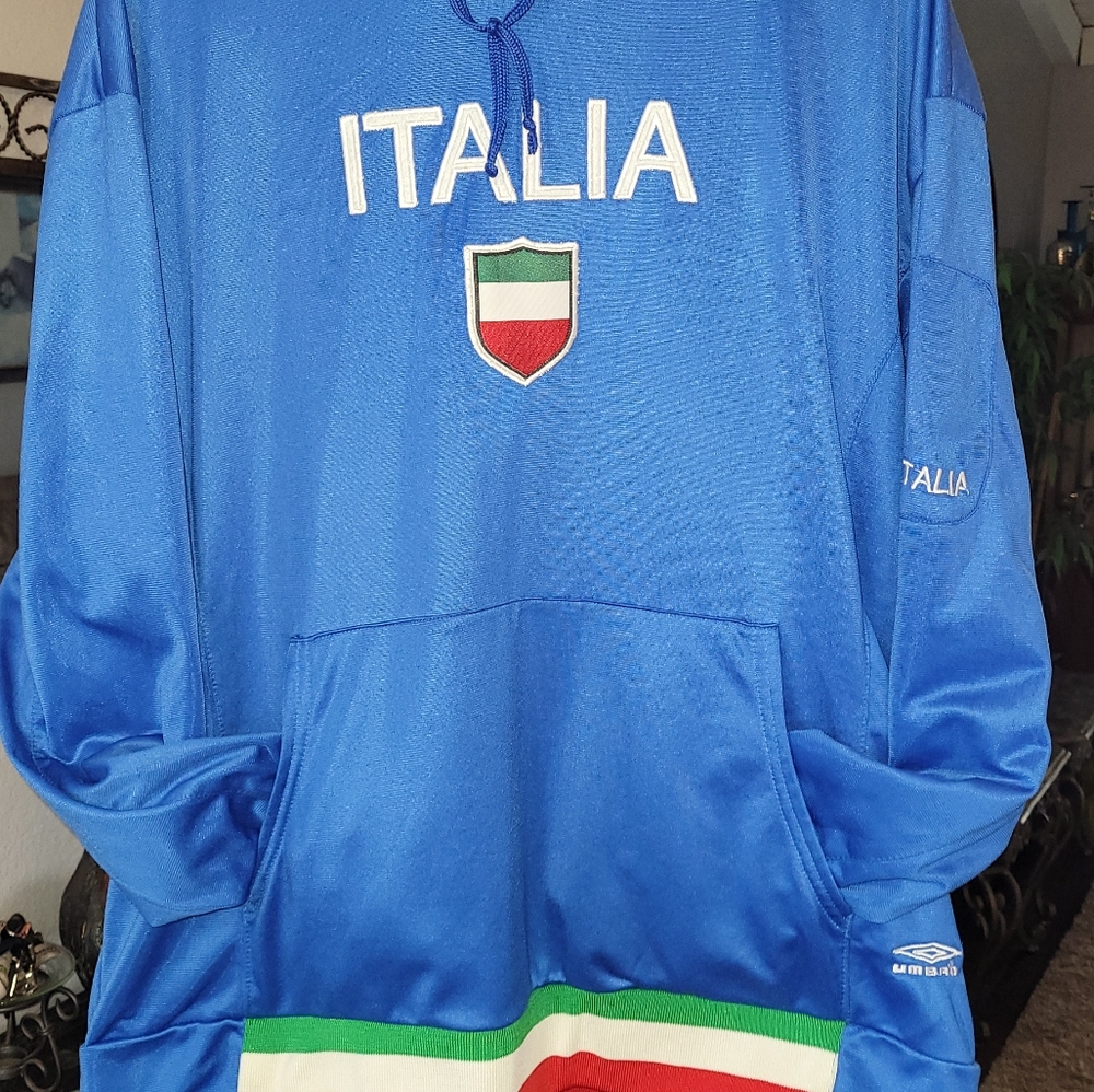 Umbro ITALIA Hooded Sweatshirt Size men's XL.